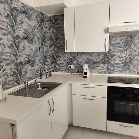 Apartamento La Casa Di Anna, In Palazzina Liberty Fronte Parco Bordighera Exterior foto